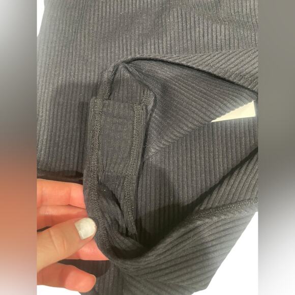 Sezane Black Ribbed Tank Bodysuit NWT Snap Closure- Medium - Picture 5 of 9